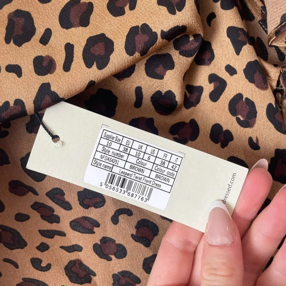 Never Fully Dressed Ruffle Sleeve Cut Out Maxi Dress NWT Leopard Brown Size 6 - Picture 11 of 11